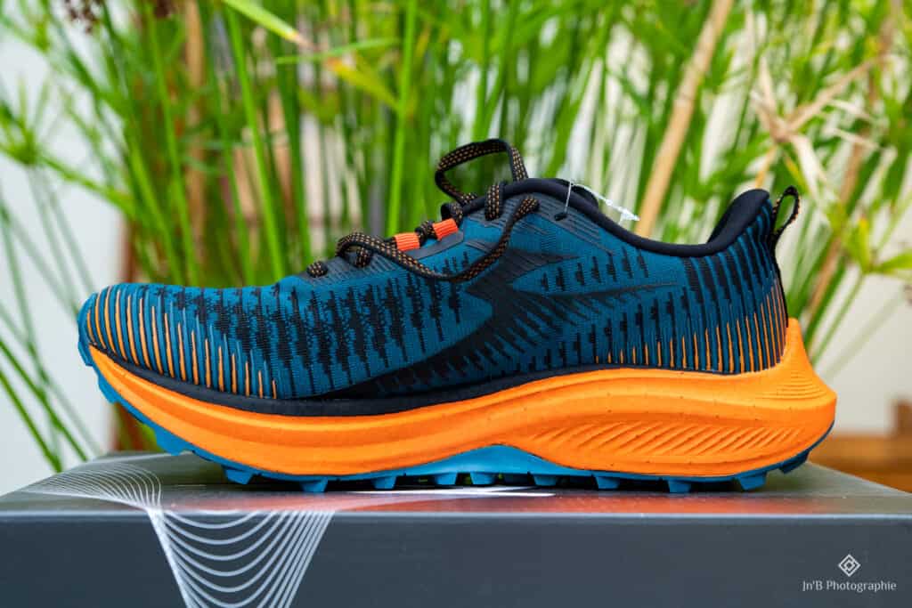 chaussure de trail polyvalente 361 Futura