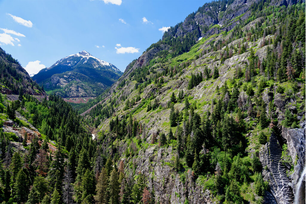 Un des passages du Hardrock 100 : le Bear Creek