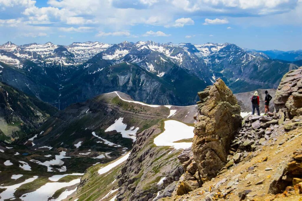 Deux trailers admirent la beauté du Virginius Pass