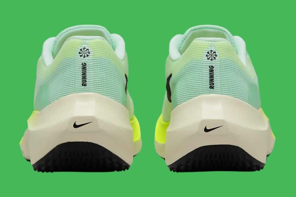 Zoom Fly 5 Nike couleurs vert et jaune