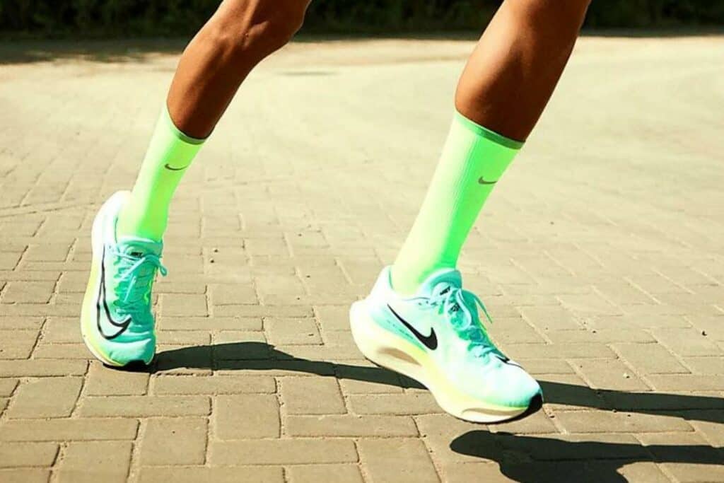 coureur qui teste les Nike Zoom Fly 5 chaussures de running nouveauté