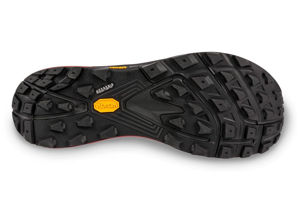 Topo Athletic MTN Racer semelle vibram caoutchouc crampons