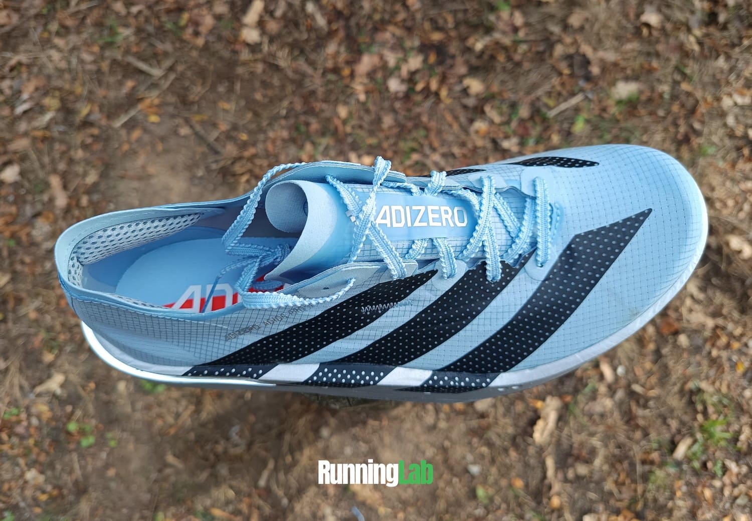 Adidas Adios Pro 5 vue de dessus avec la tige en nylon ripstop