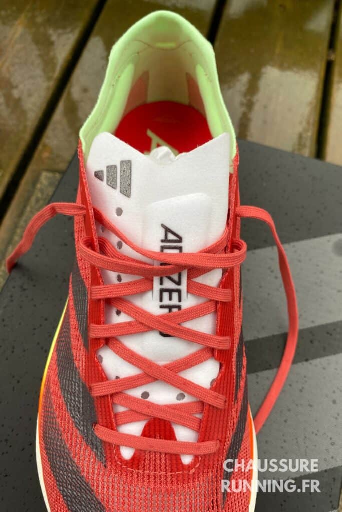 Adidas Adizero Takumi Sen 10 tige mesh technique