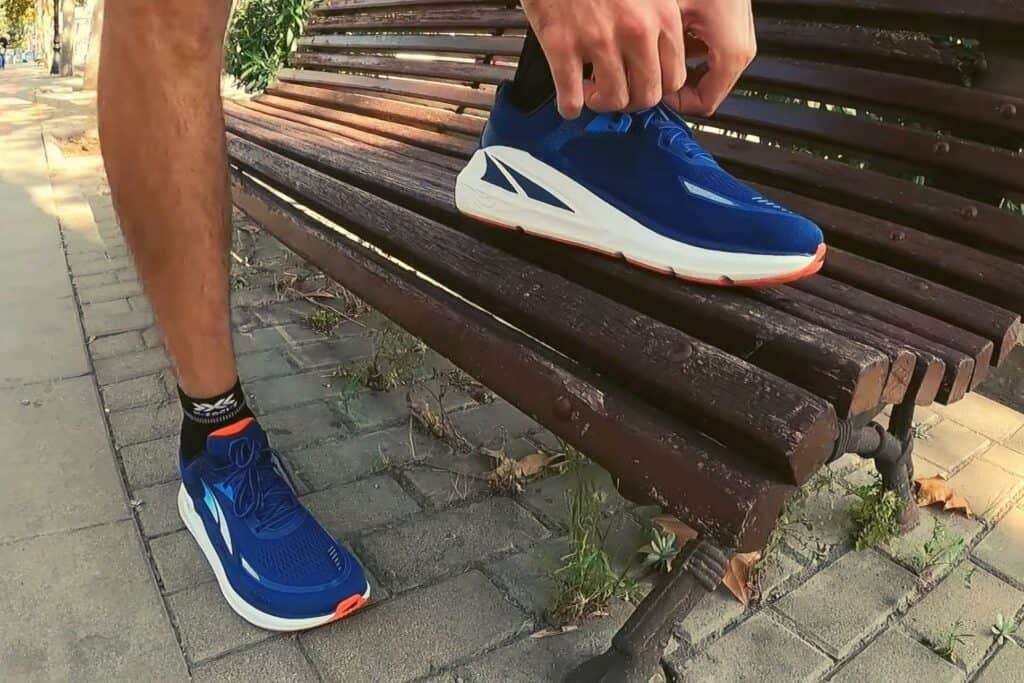 Altra Paradigm 6 lacets