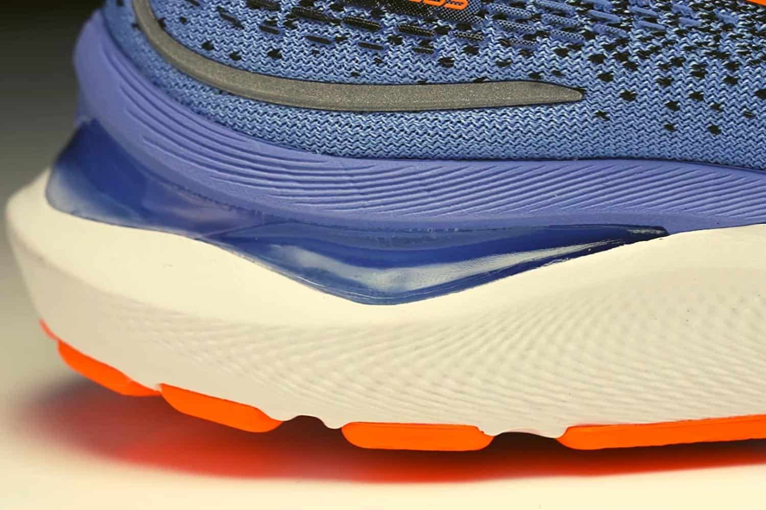 Asics Gel Cumulus 24 amorti semelle intermédiaire