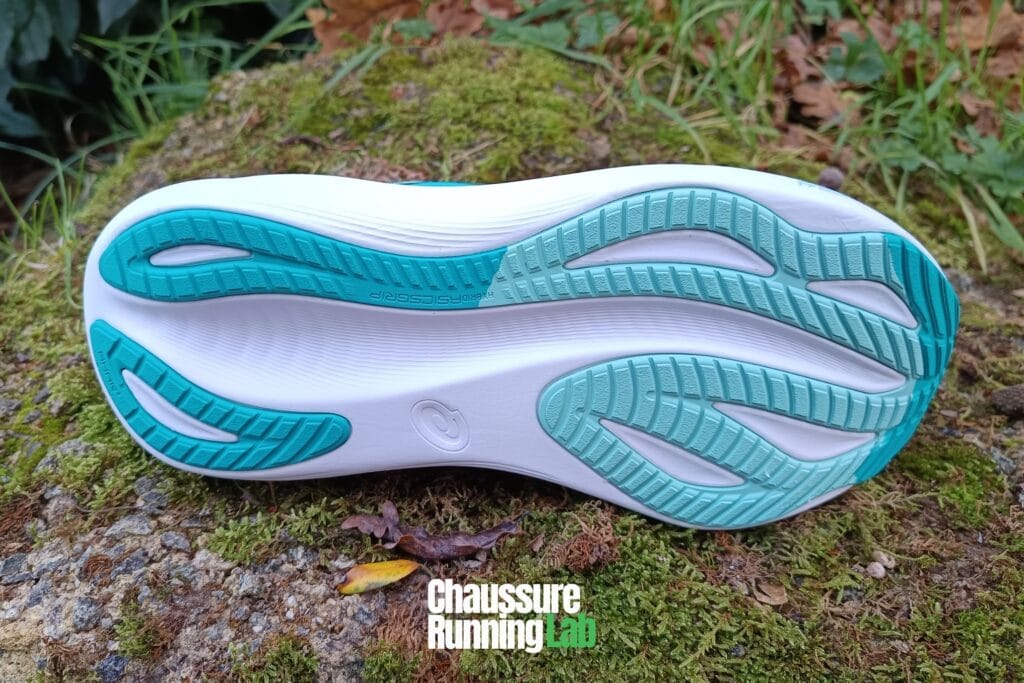 Asics Gel Nimbus 27 semelle extérieure caoutchouc