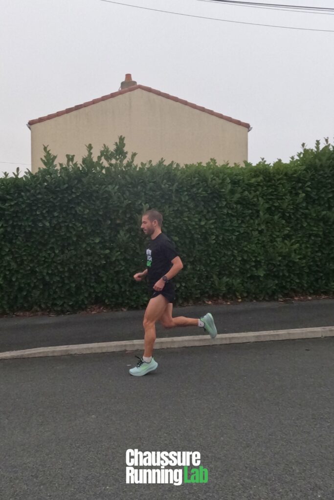 chaussures de course sur route asics gel nimbus 28