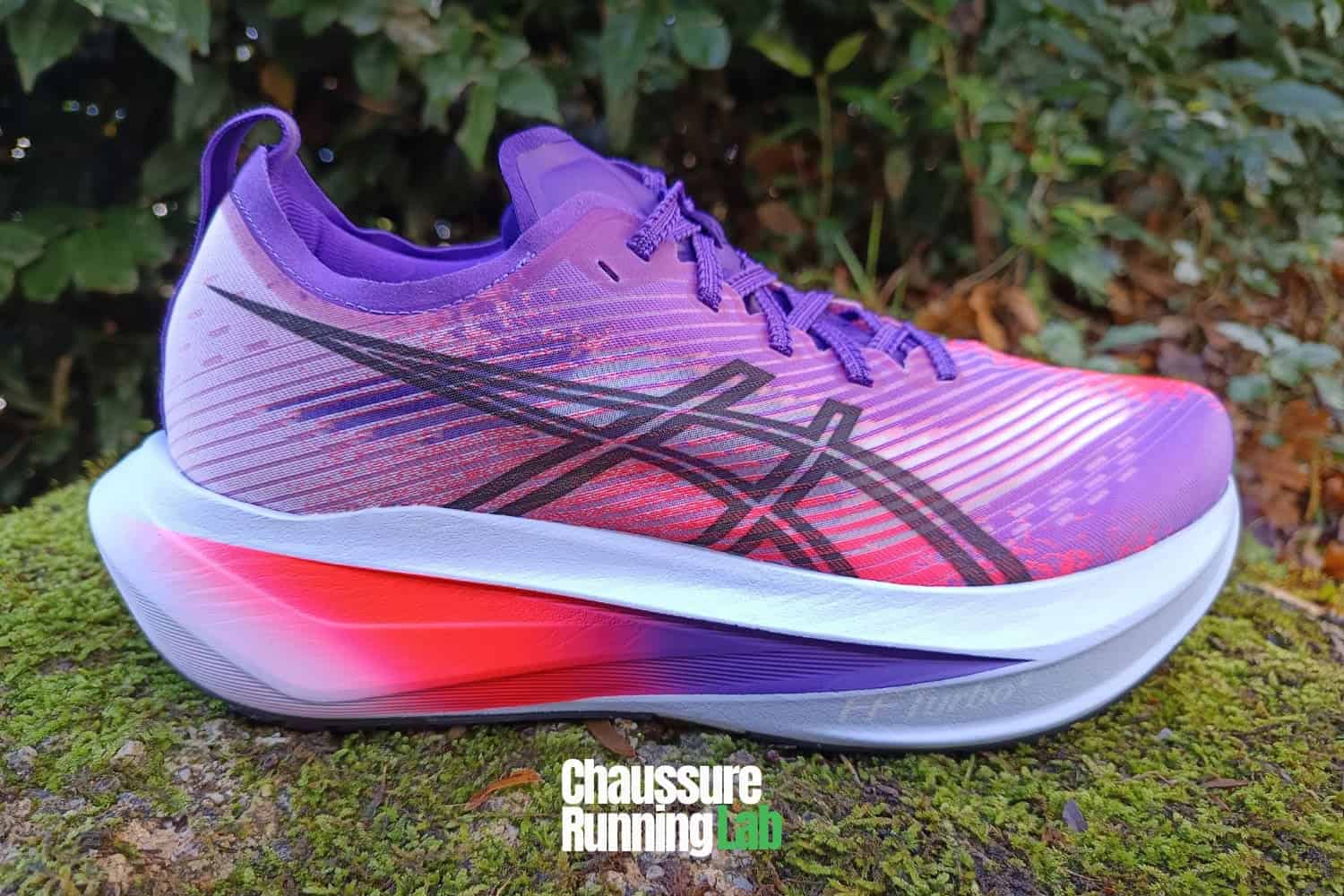 Amorti max et réactif, notre test des Asics Megablast Tokyo (2025)