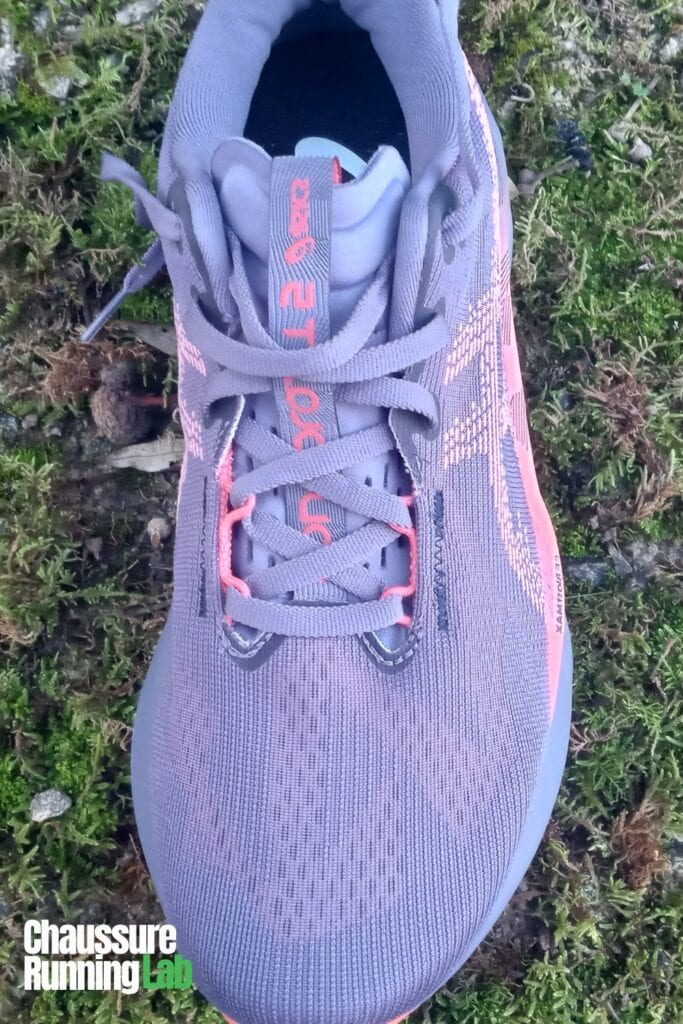 languette à soufflet Asics Novablast 5