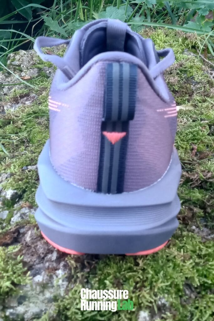 Asics Novablast 5 talon