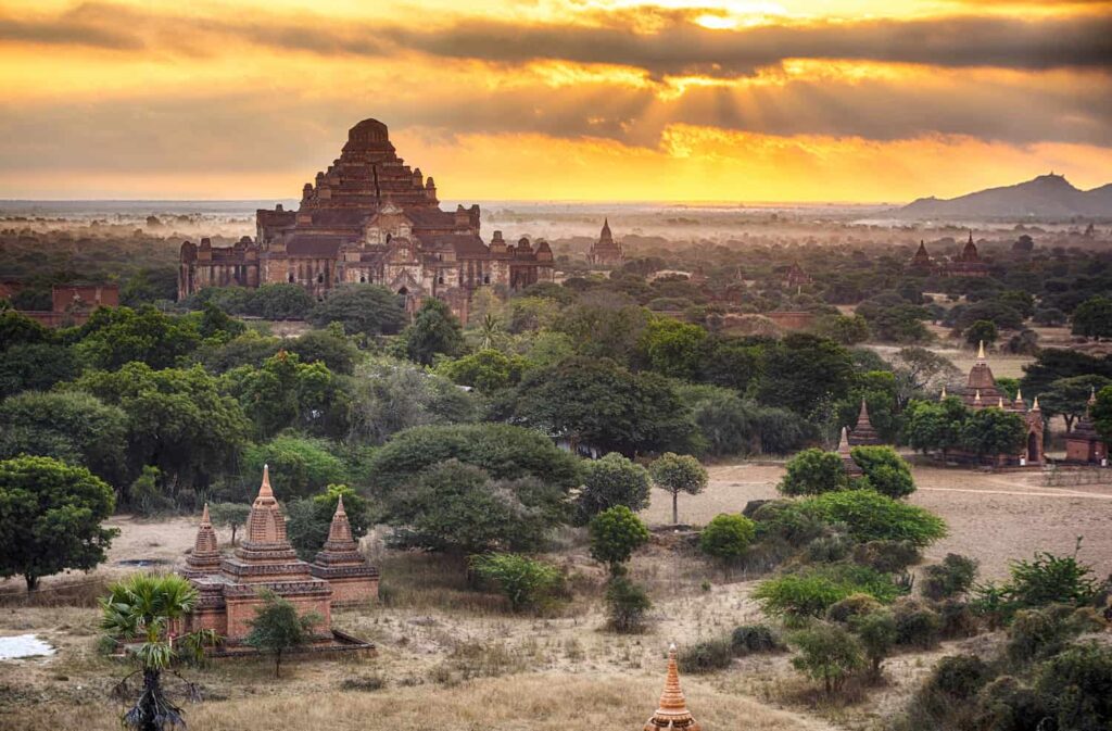 Bagan Temple Marathon Birmanie