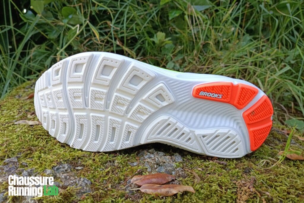 Brooks Ghost 17 semelle extérieure caoutchouc