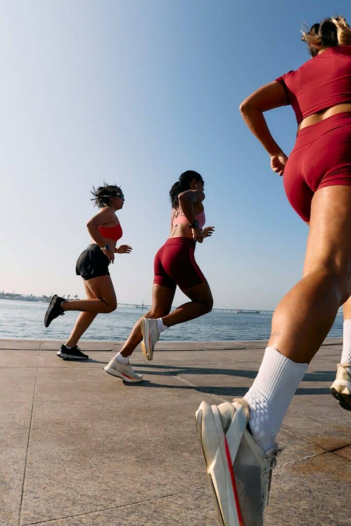 groupe de coureuses à rythme lent