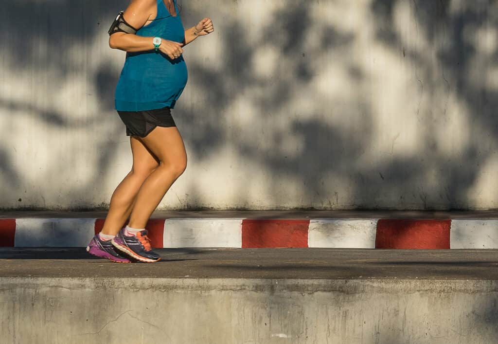 course à pied enceinte pour éviter les problèmes de santé