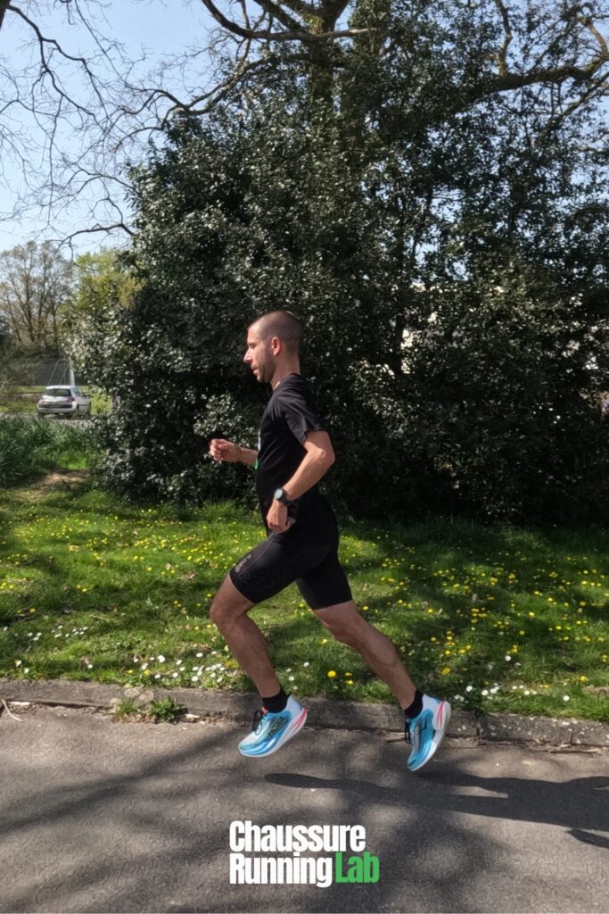chaussures de course Hoka Cielo X1 2.0