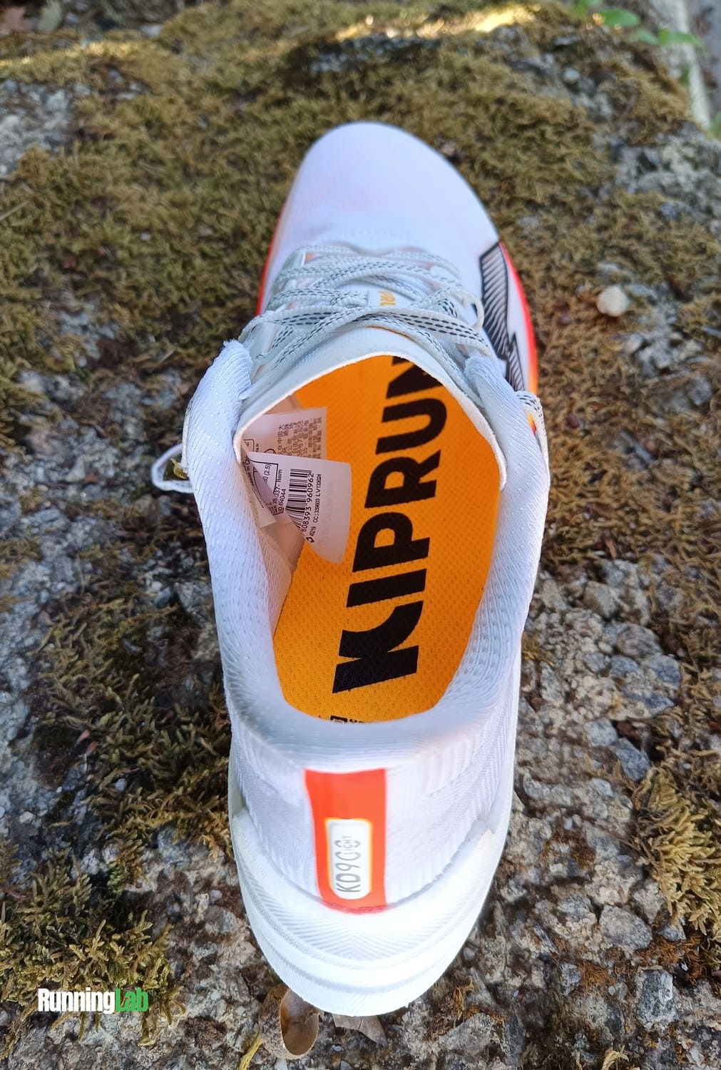 Kiprun KD900 Light vue de dessus, avec sa semelle de propreté