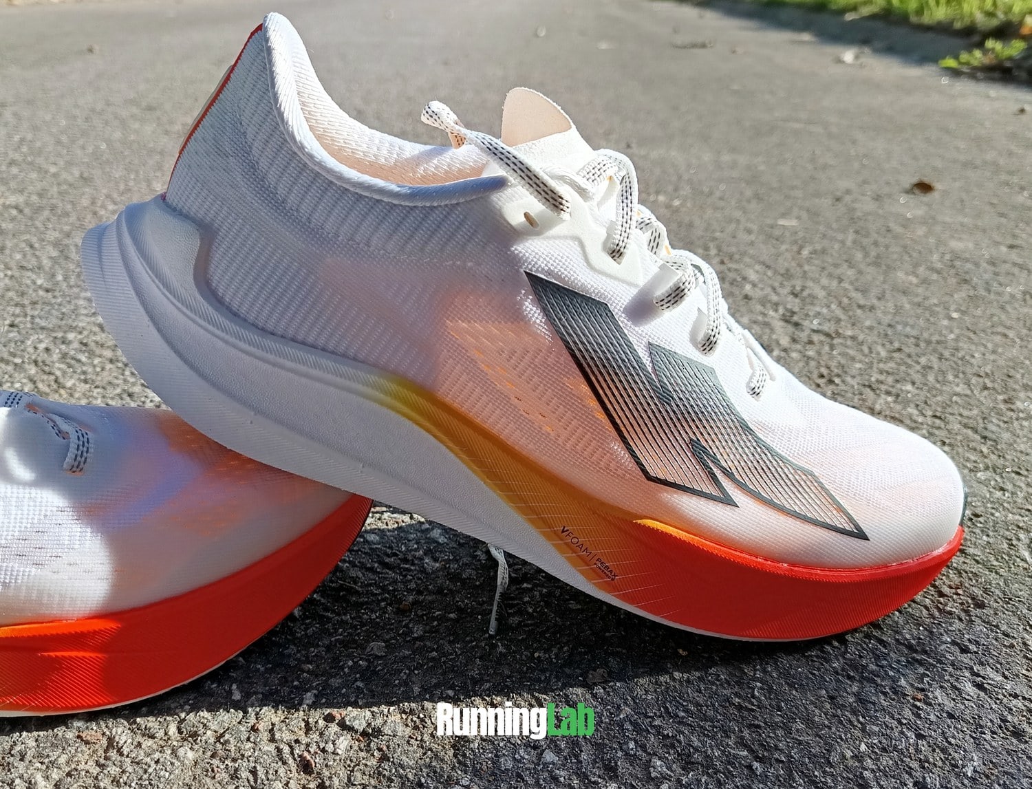 Paire de Kiprun KD900 Light vue de profil