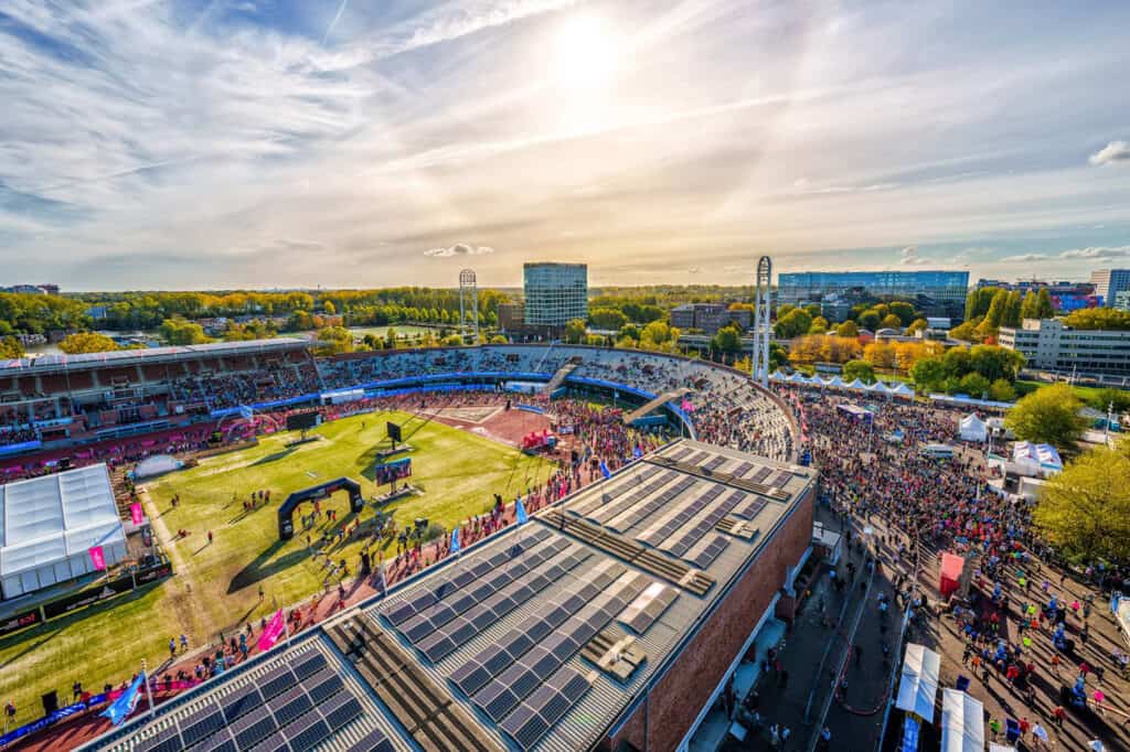 Stade central du marathon d'Amsterdam départ du parcours