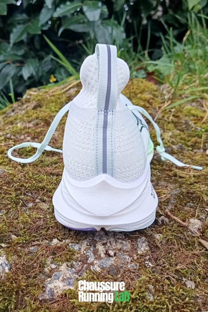 Mizuno Neo Zen talon
