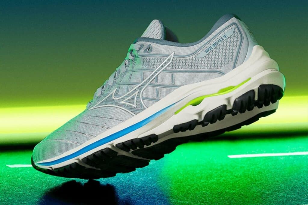 Wave Inspire 18 Mizuno