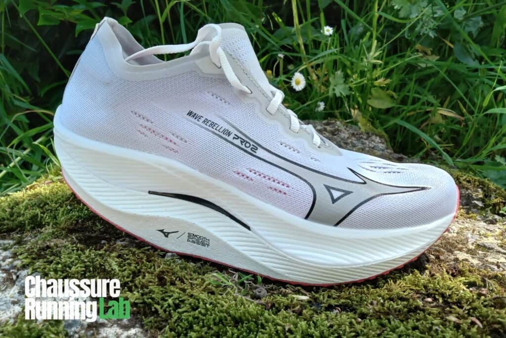 Mizuno Wave Rebellion Pro 2 talon biseauté