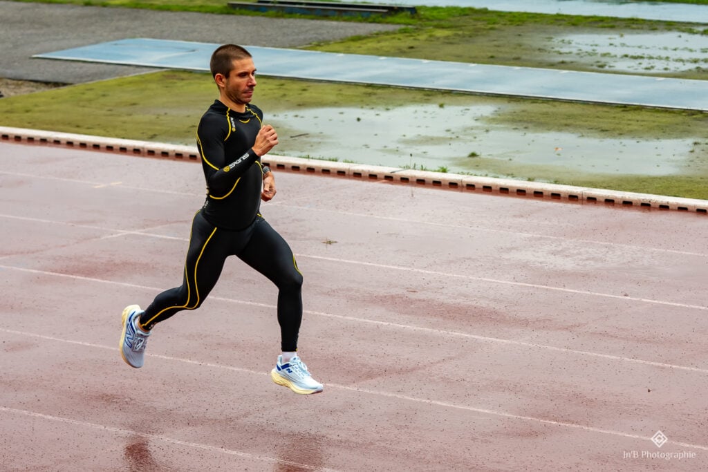 coureur portant New Balance Fresh Foam 1080v13