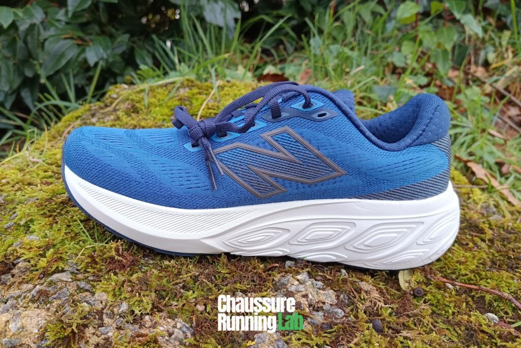 New Balance Fresh Foam X 880 v15 amorti semelle intermédiaire