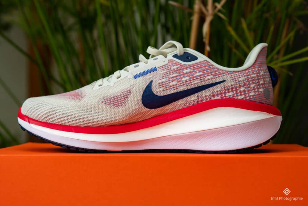 Nike Air Zoom Vomero 17 amorti semelle intermédiaire