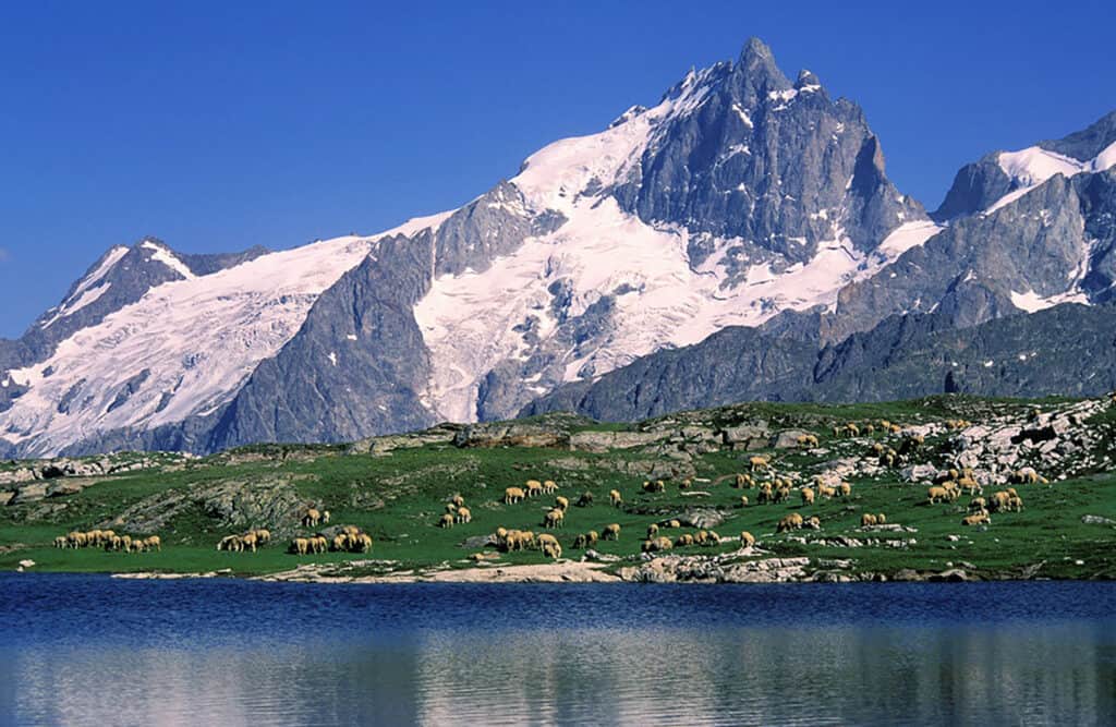 Parc national des Écrins qui fait partie des randonnées de France incontournables