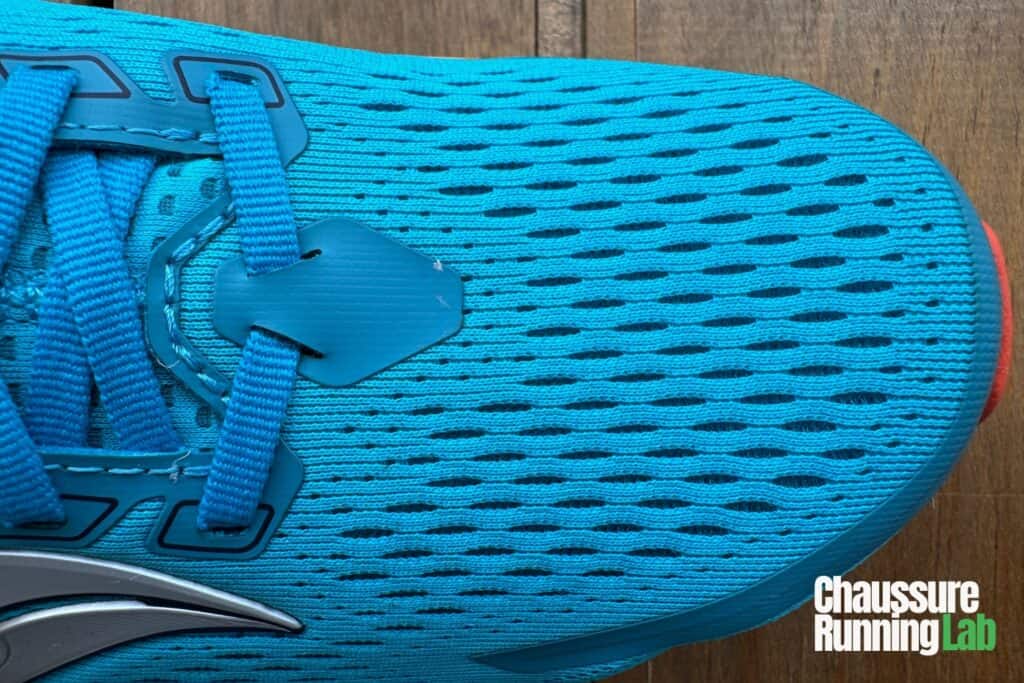 Saucony Guide 17 empeigne en maille respirante