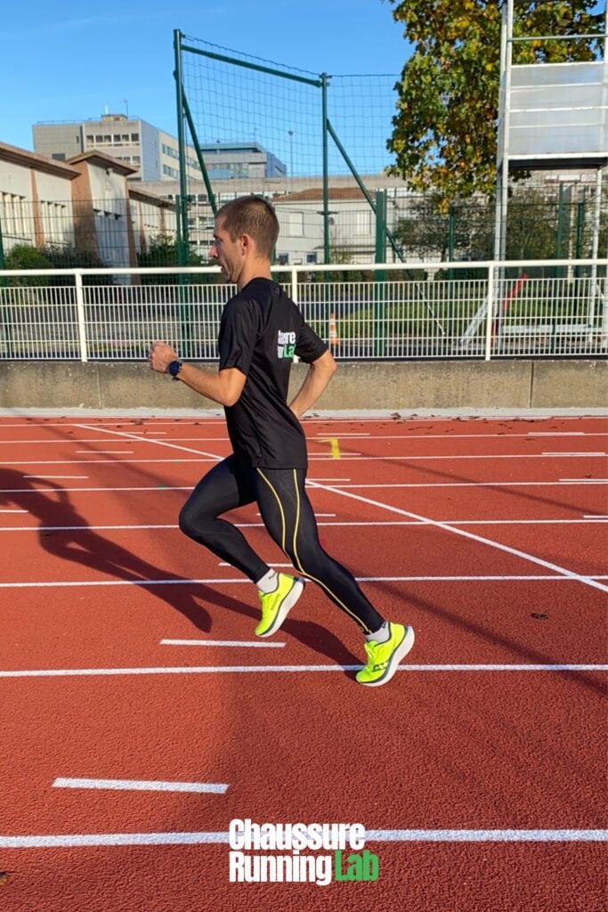 coureur portant Saucony Kinvara 15