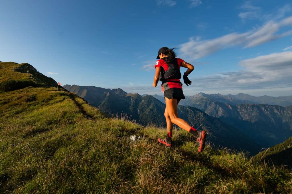 trail runneuse en montagne