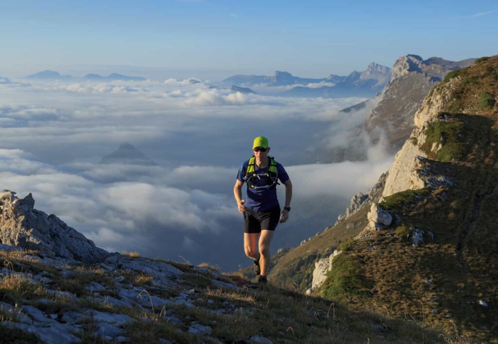 vertical sky running
