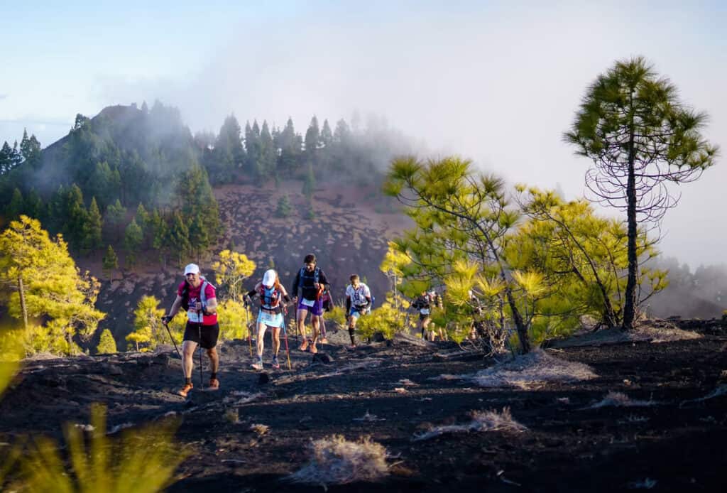 groupe de coureurs de la transvulcania