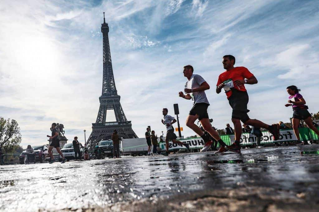 passage Tour Eiffel course marathon